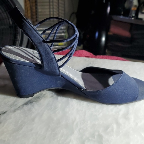 Dress shoes - Picture 6 of 7